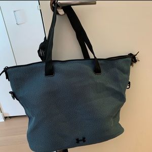 Under Armour shoulder bag